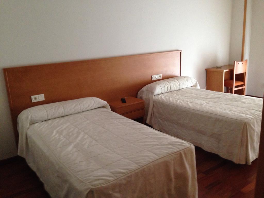 Hostal El Poligono Zamora Rum bild