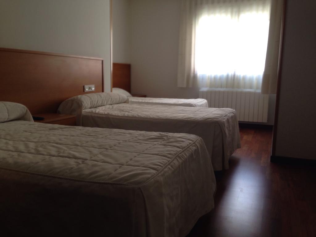 Hostal El Poligono Zamora Rum bild