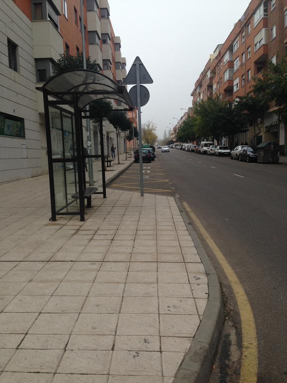 Hostal El Poligono Zamora Exteriör bild
