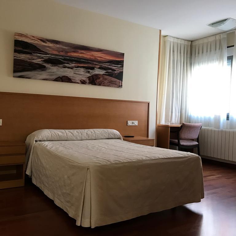 Hostal El Poligono Zamora Exteriör bild